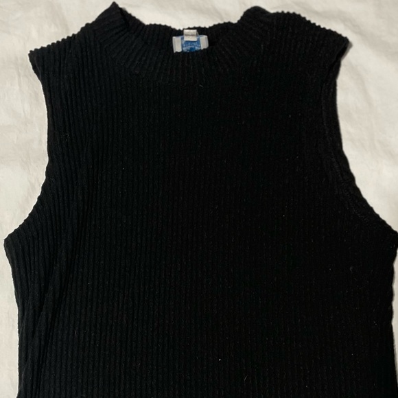 Francescas Mock Neck Knit Tank Top | Black | Size Small - Picture 1 of 6